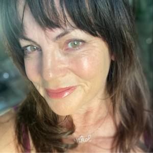 Meet your Posher, Nikol